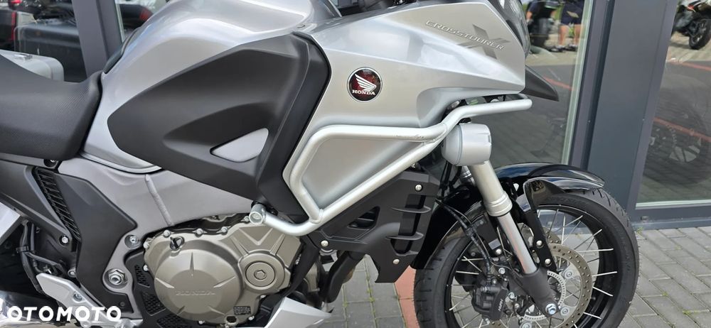Honda VFR - 15