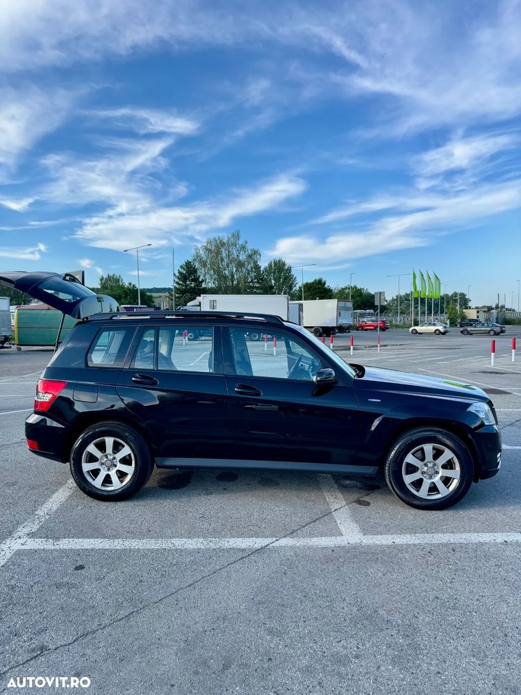 Mercedes-Benz GLK - 12