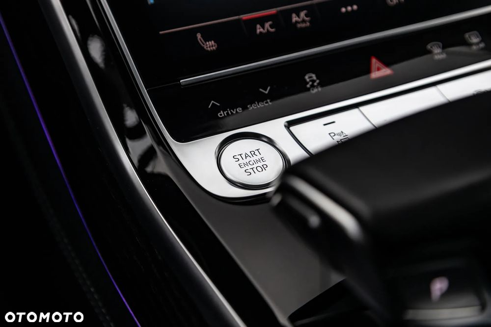 Audi A8 55 TFSI mHEV Quattro Tiptr - 18