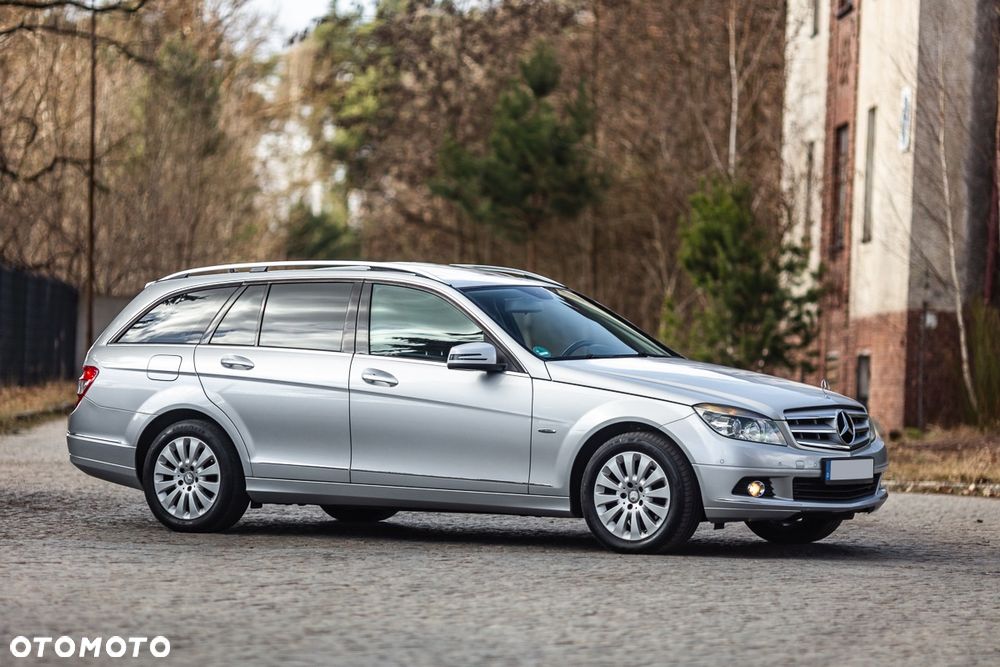 Mercedes-Benz Klasa C 180 BlueEFFICIENCY Elegance - 10