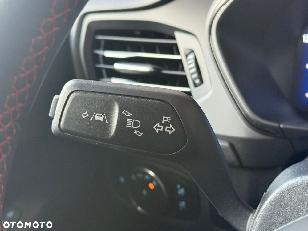 Ford Focus - 19