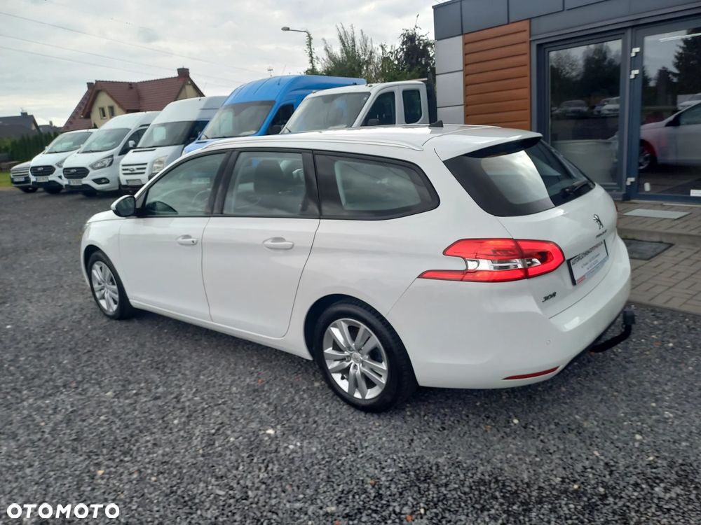 Peugeot 308 - 4