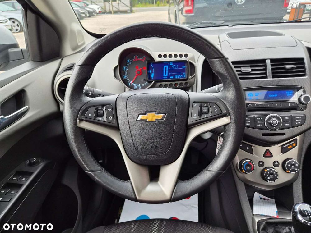 Chevrolet Aveo - 23