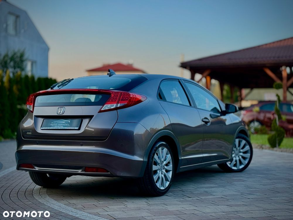 Honda Civic 1.8 i-VTEC Comfort 40 Jahre Edition - 14