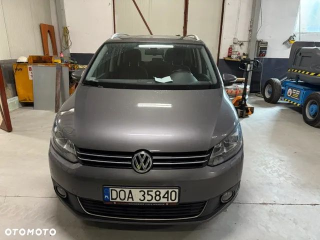 Volkswagen Touran 2.0 TDI DPF Highline - 10