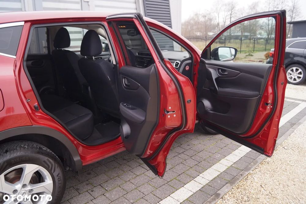 Nissan Qashqai - 12