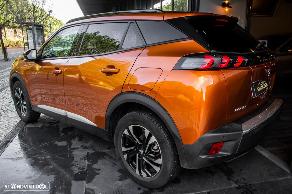 Peugeot 2008 1.5 BlueHDi Allure EAT8 - 3