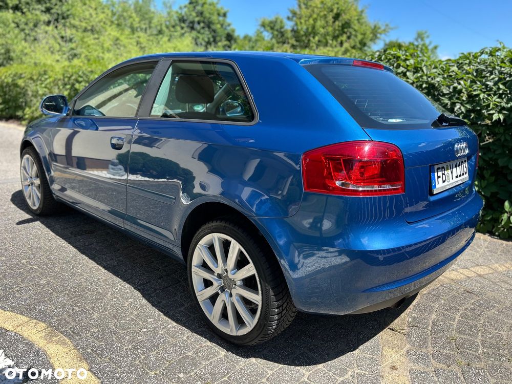 Audi A3 3-drzwiowe 1.6 Attraction - 13