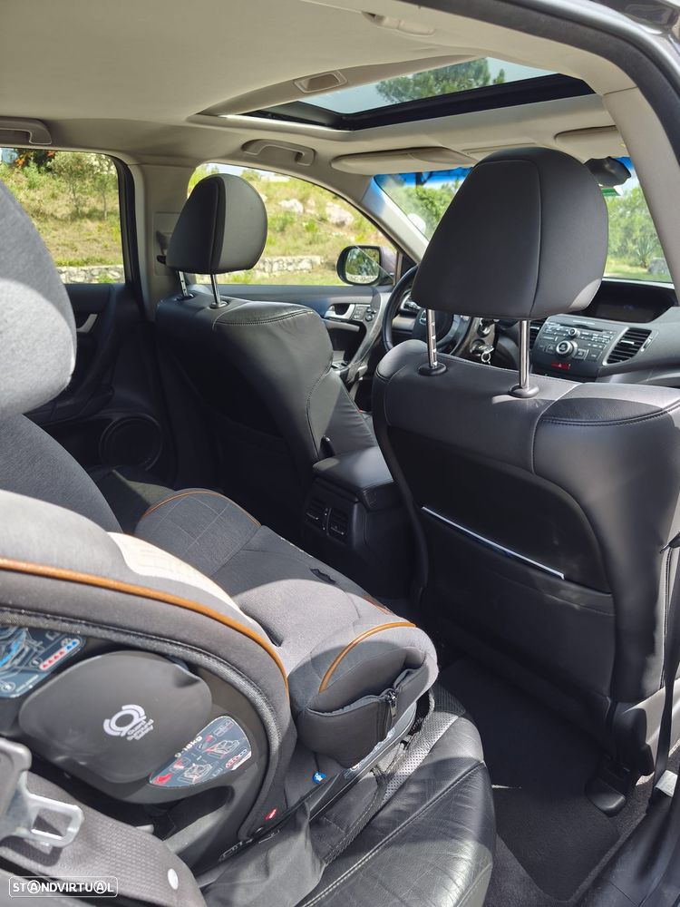 Honda Accord Tourer 2.2 i-DTEC Executive - 18
