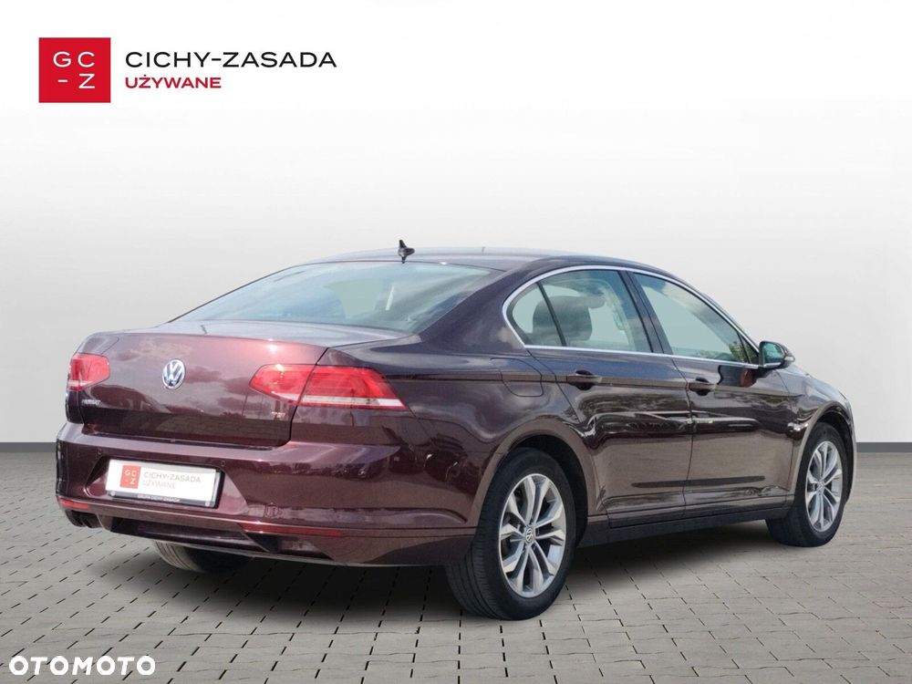 Volkswagen Passat 1.8 TSI BMT Comfortline DSG - 5