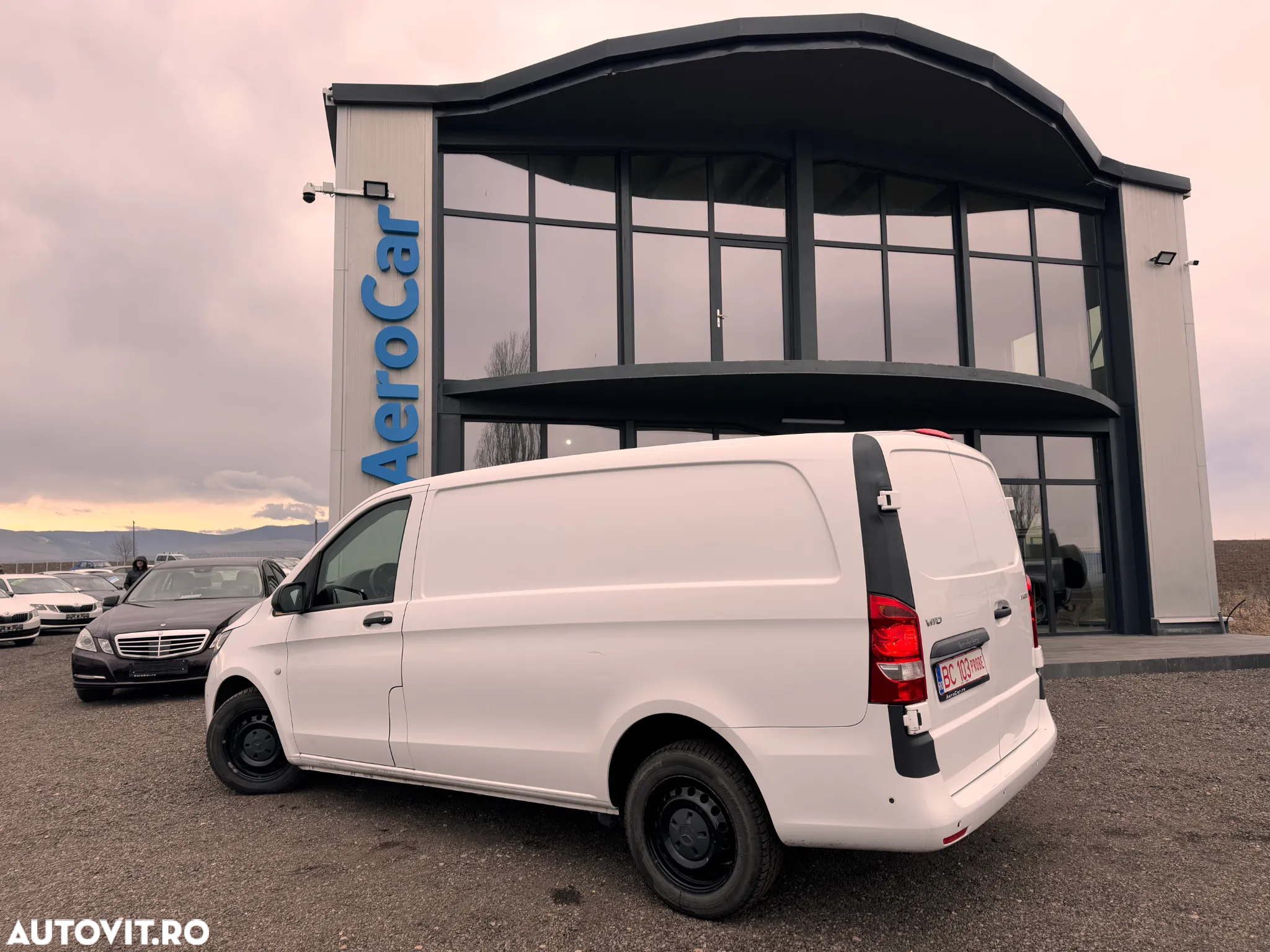 Mercedes-Benz Vito - 11