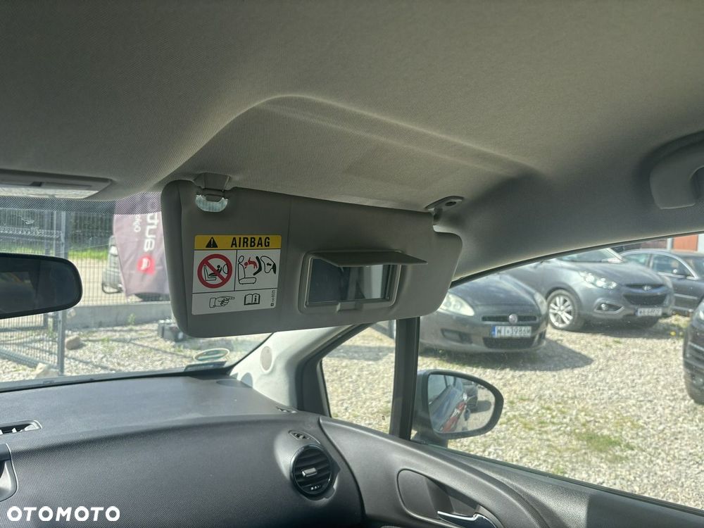 Opel Meriva - 27
