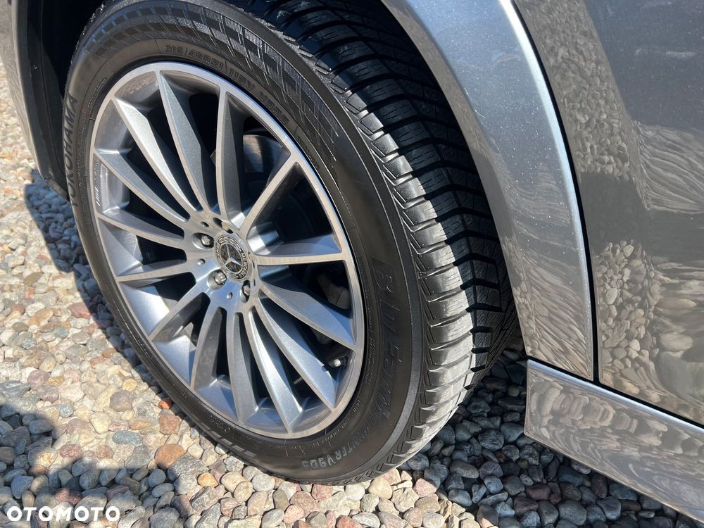 Mercedes-Benz GLE 300 d 4Matic 9G-TRONIC AMG Line - 10