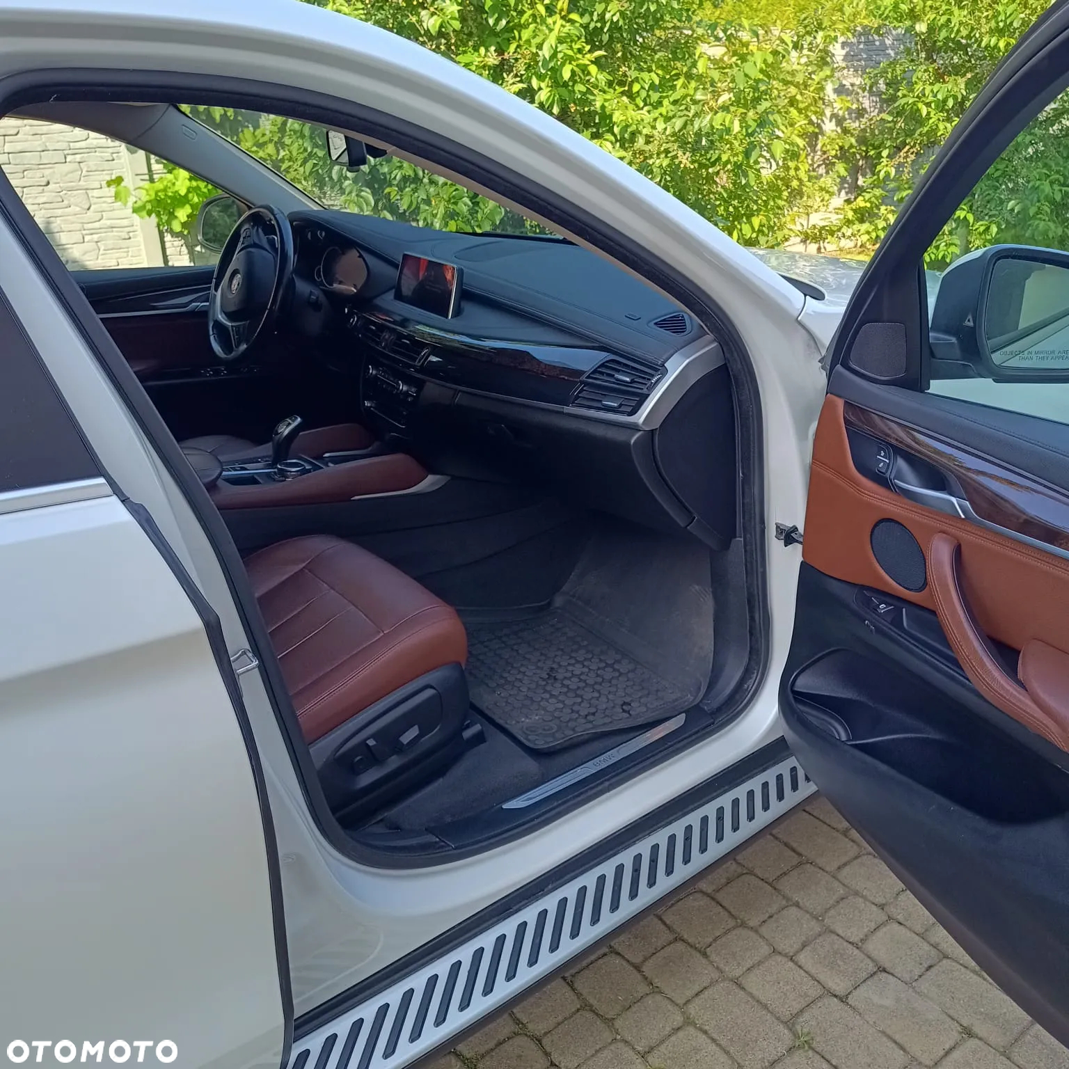BMW X6 xDrive35i - 13