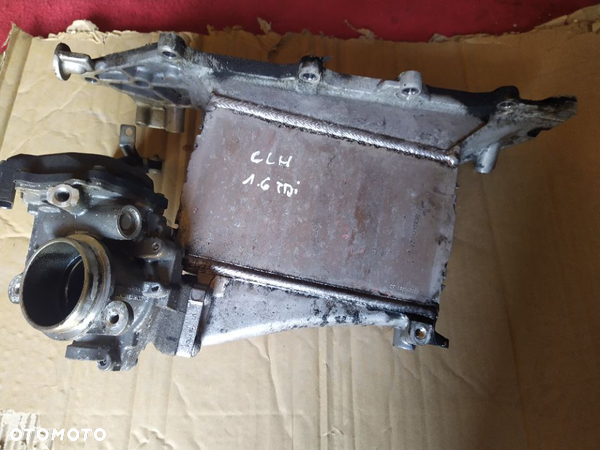 Kolektor ssący VW skoda 1.6 tdi CLH