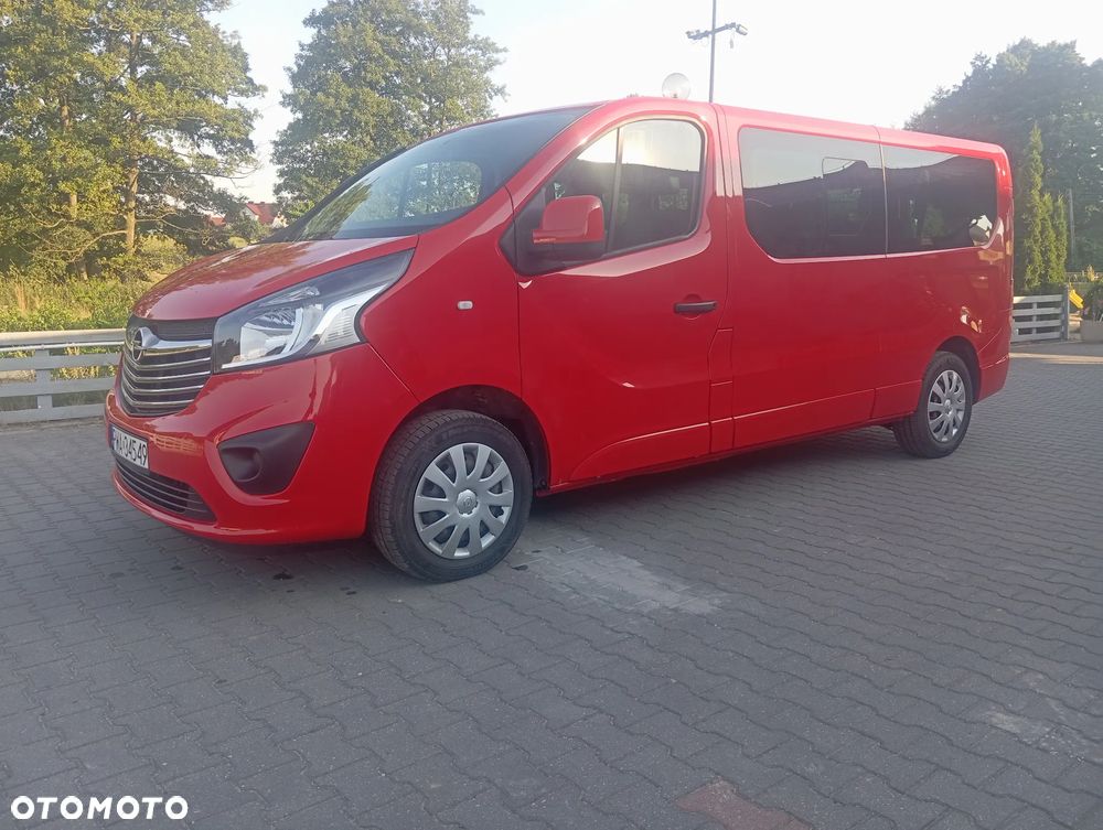 Opel Vivaro L2H1 2,9t Elegance Business - 9
