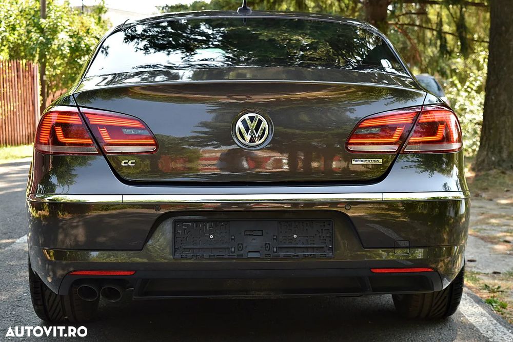 Volkswagen Passat 2.0 TDI DSG BlueMotion Technology Highline - 10