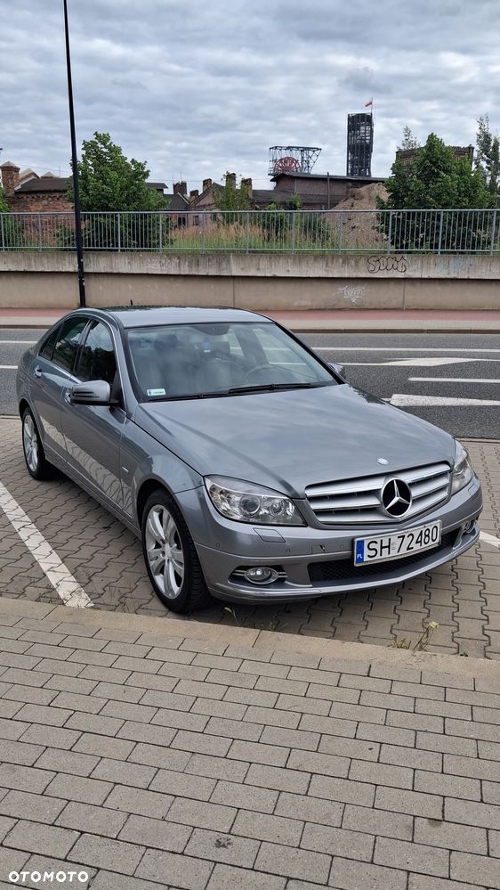 Mercedes-Benz Klasa C 180 K BlueEff Elegance - 1