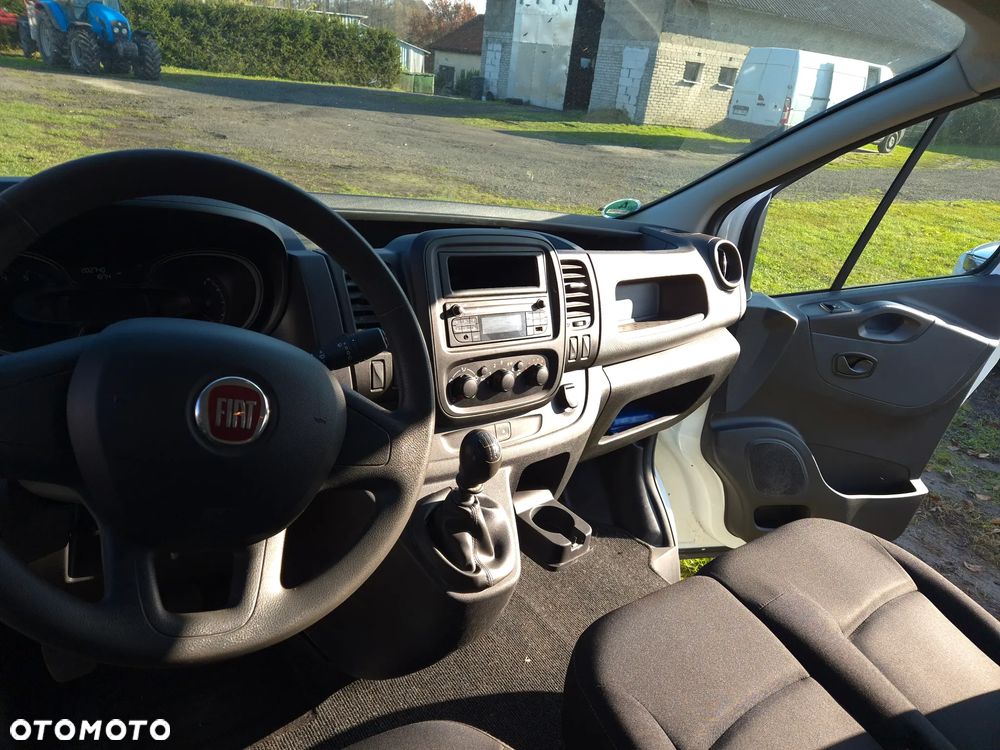 Renault Trafic - 11