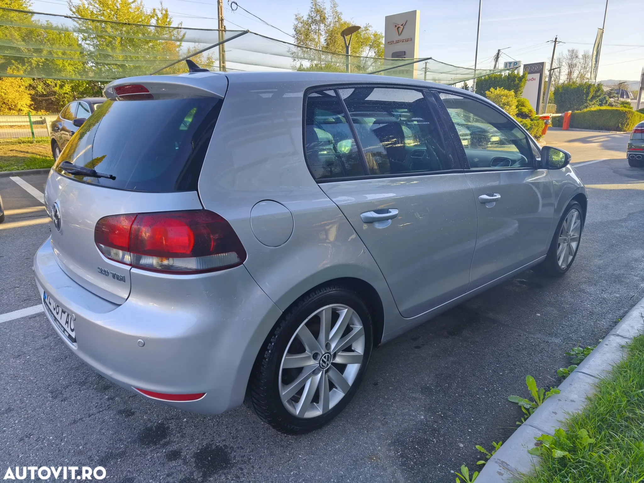 Volkswagen Golf 2.0 TDI Highline DSG - 5