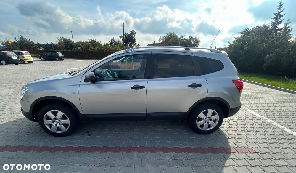 Nissan Qashqai+2