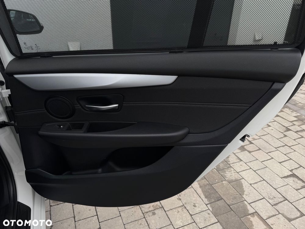 BMW Seria 2 220d xDrive Sport-Aut Advantage - 35