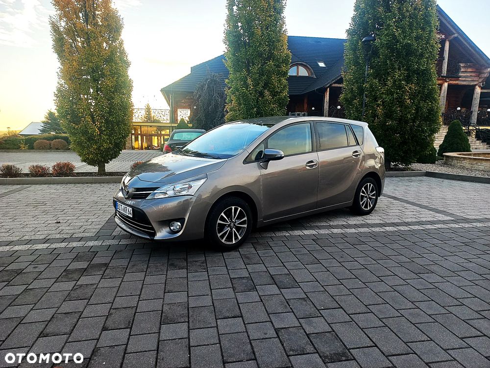 Toyota Verso - 11