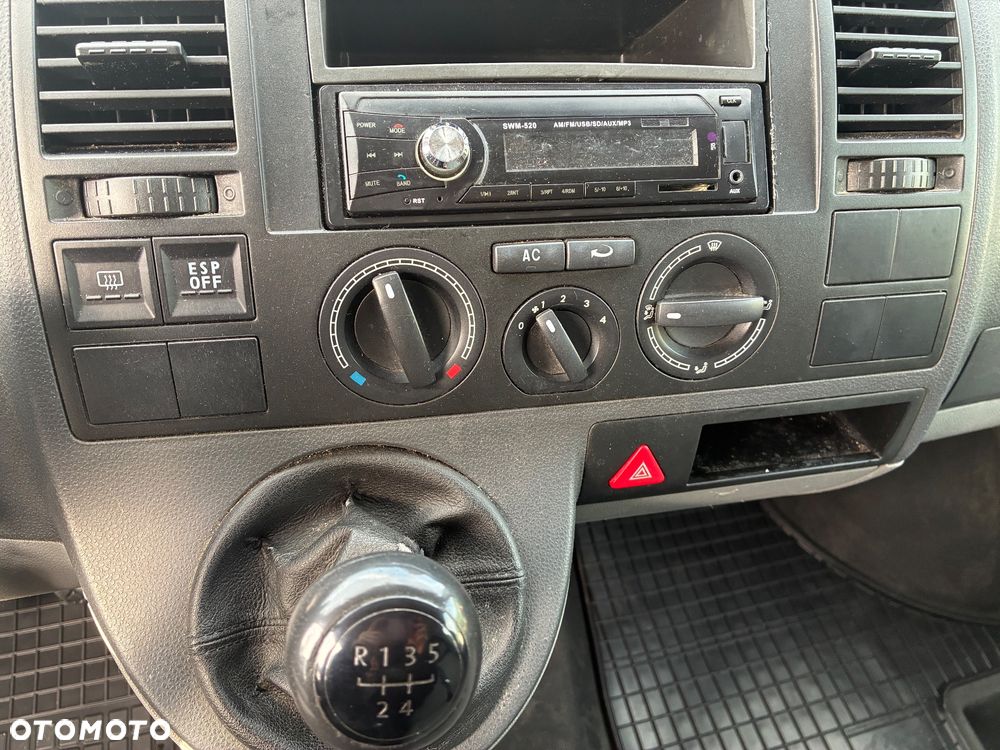 Volkswagen TRANSPORTER T5 - 13