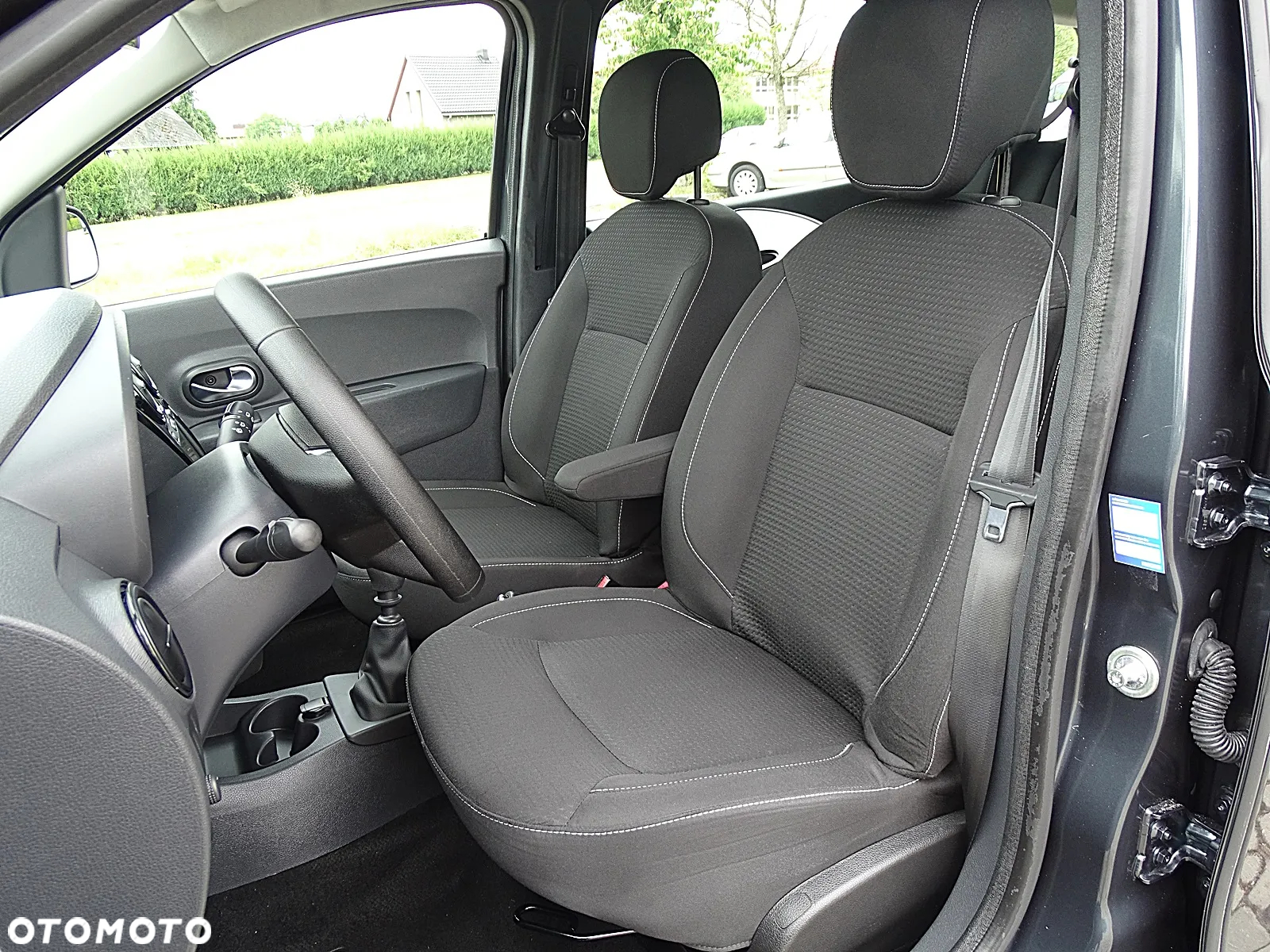 Dacia Lodgy TCe 130 GPF (7-Sitzer) Comfort - 5