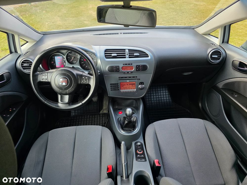 Seat Leon 2.0 TDI DPF Stylance - 21