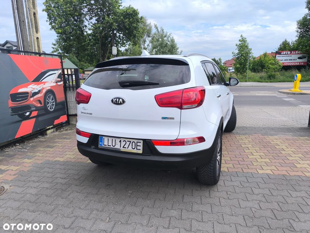 Kia Sportage 1.7 CRDI 2WD Dream-Team Edition - 26