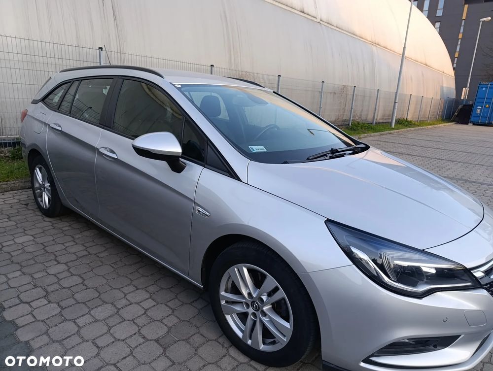 Opel Astra - 11