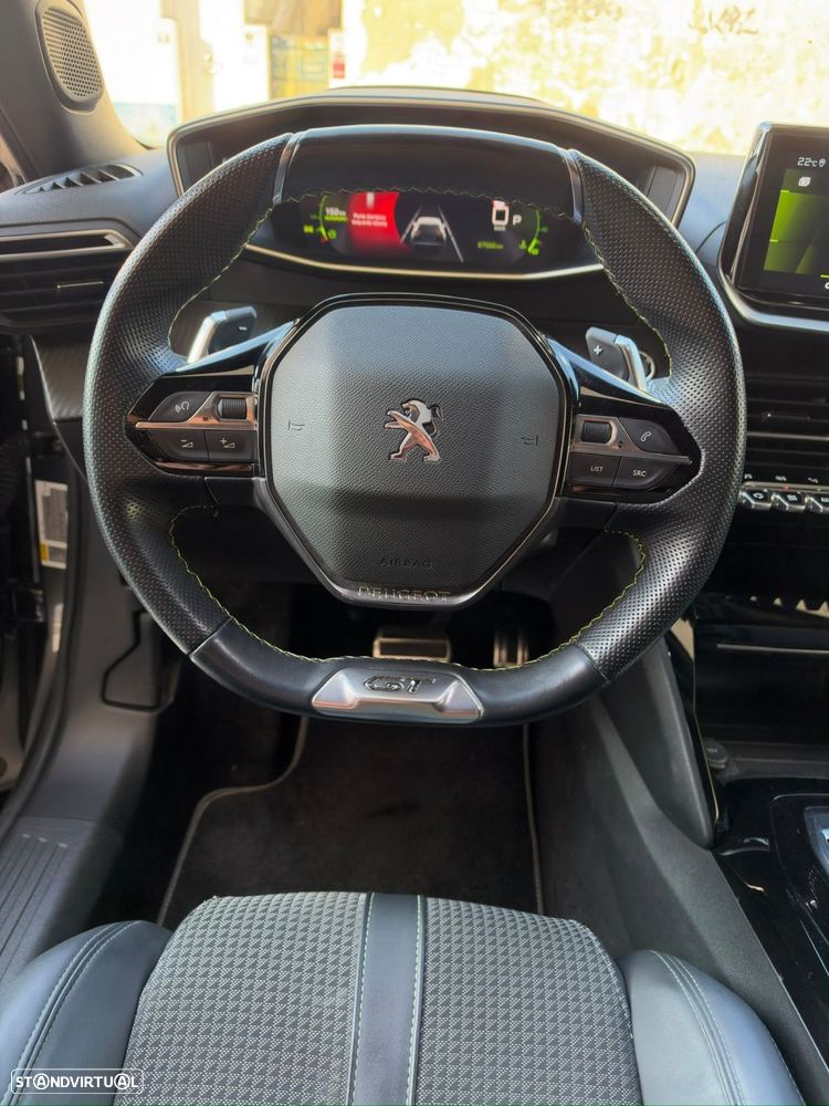 Peugeot 2008 1.2 PureTech GT Pack EAT8 - 11