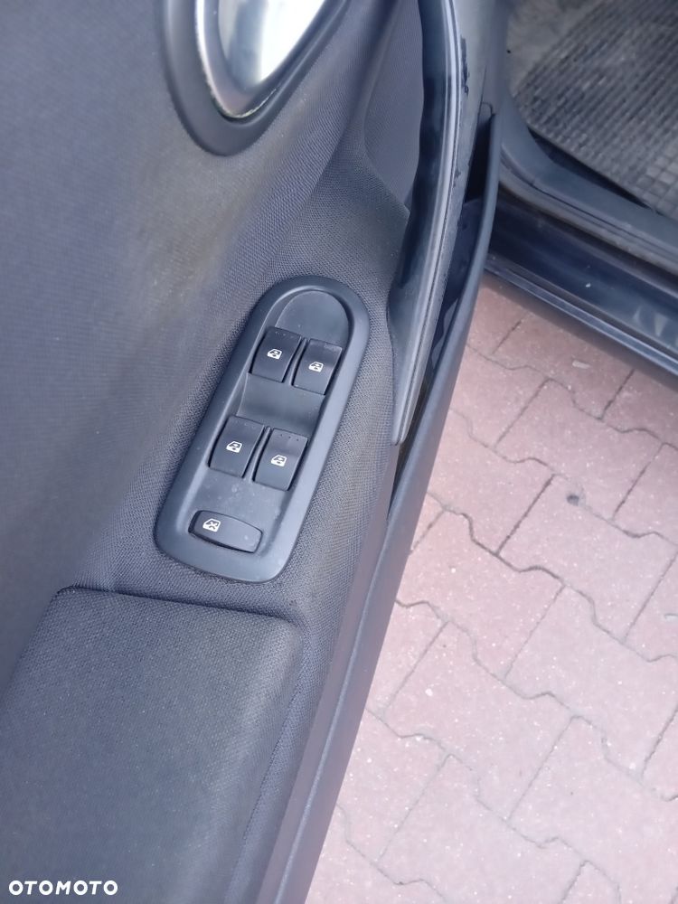 Renault Megane - 7