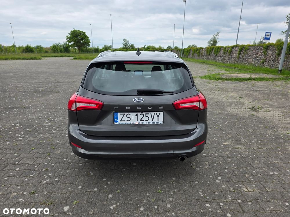 Ford Focus 1.5 EcoBlue Start-Stopp-System TITANIUM STYLE - 9