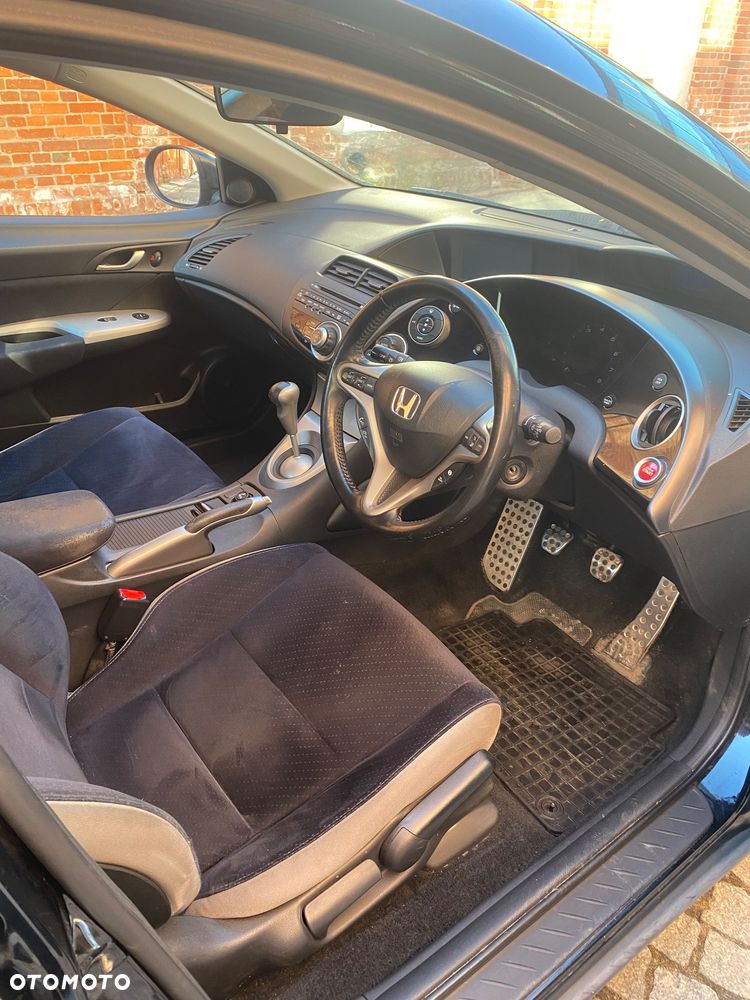 Honda Civic 1.8 Executive - 6