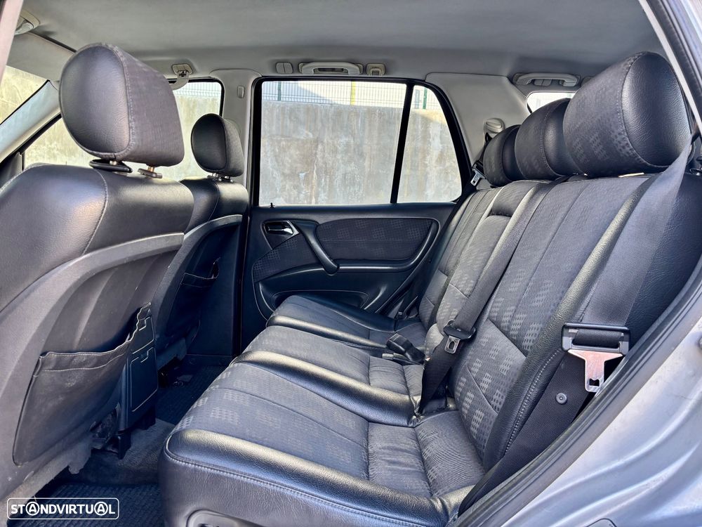 Mercedes-Benz ML 270 - 32