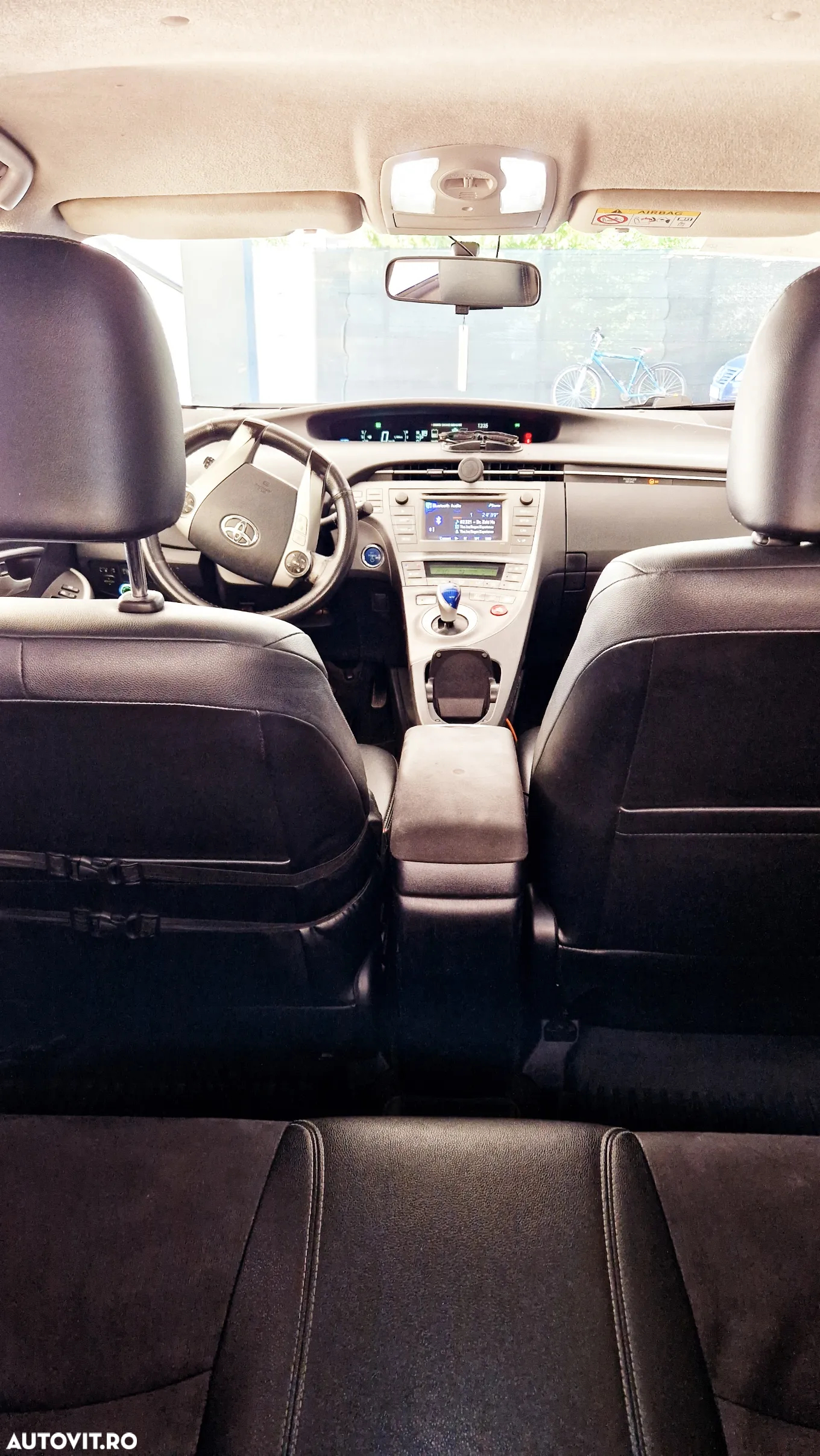 Toyota Prius - 10