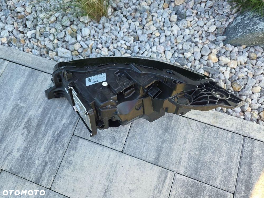PEUGEOT 208 2008 II 2 LIFT Lampa prawa Kompletna Full Led Matrix 45121 - 8