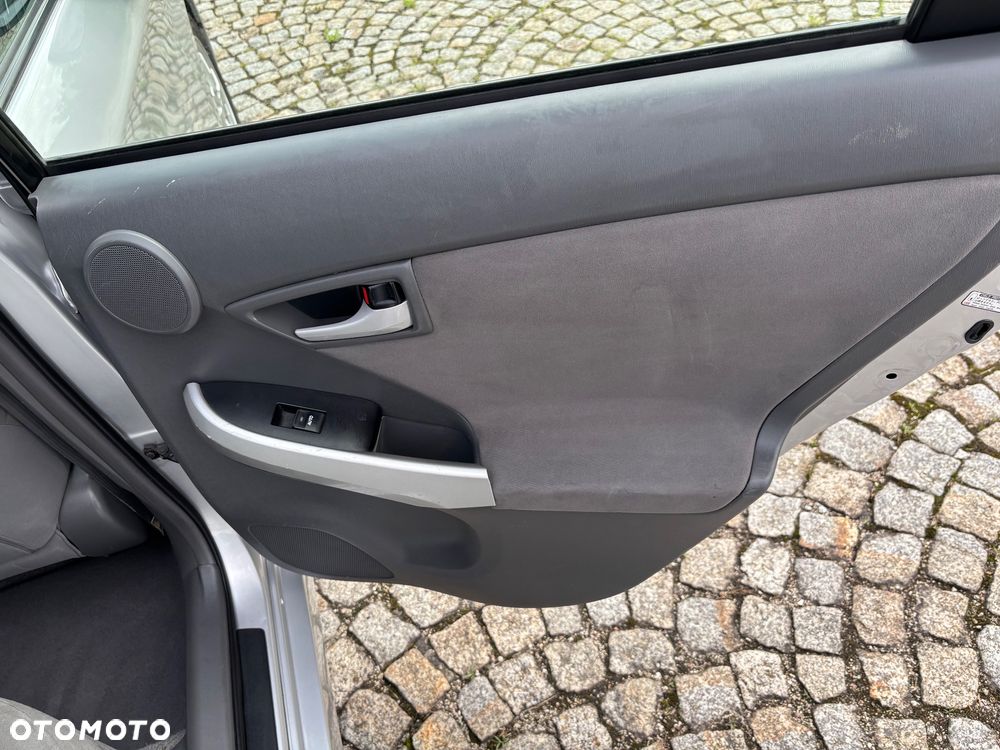 Toyota Prius - 21