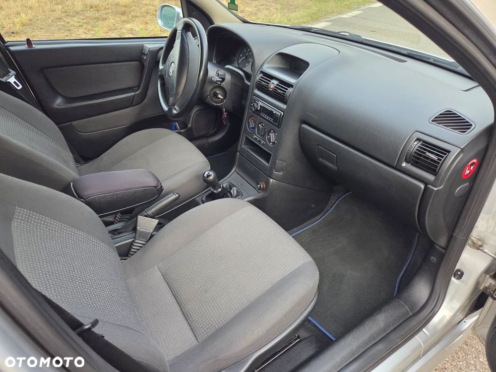 Opel Astra 1.7 CDTI Enjoy - 10