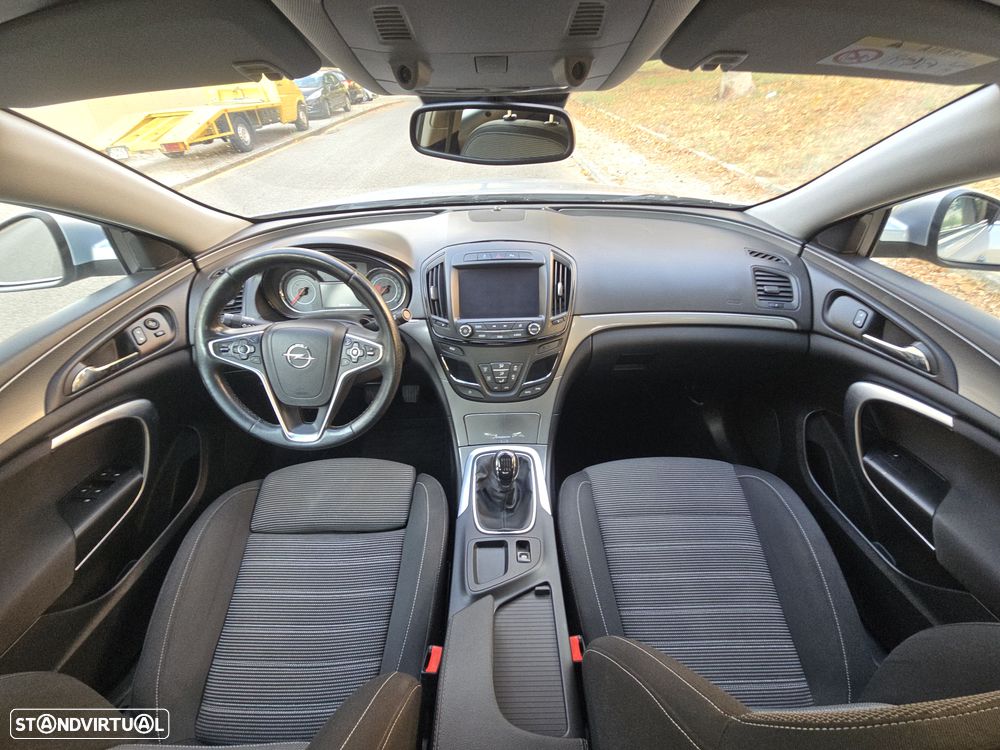 Opel Insignia 1.6 CDTI executive S/S - 16
