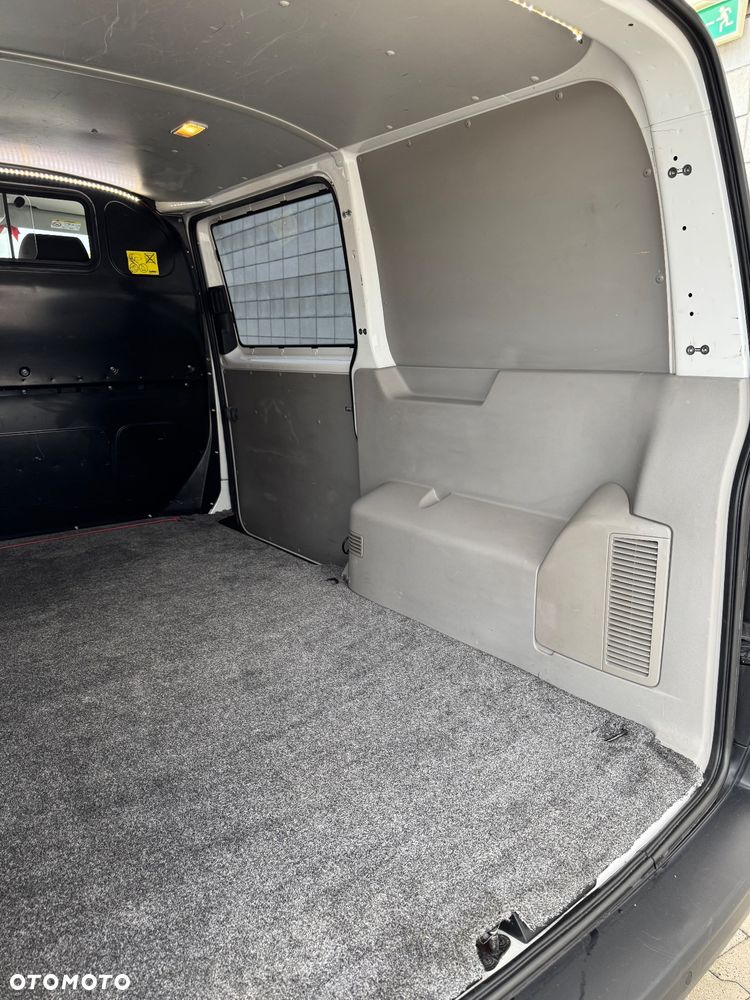 Volkswagen Transporter - 27