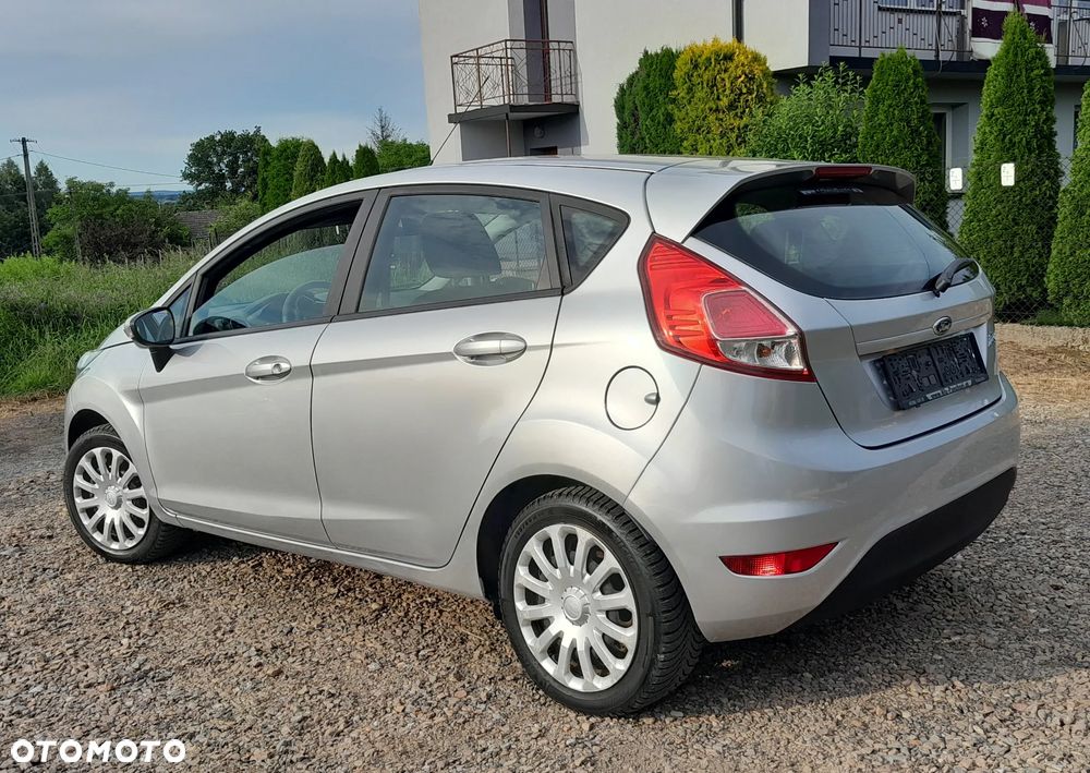 Ford Fiesta - 15