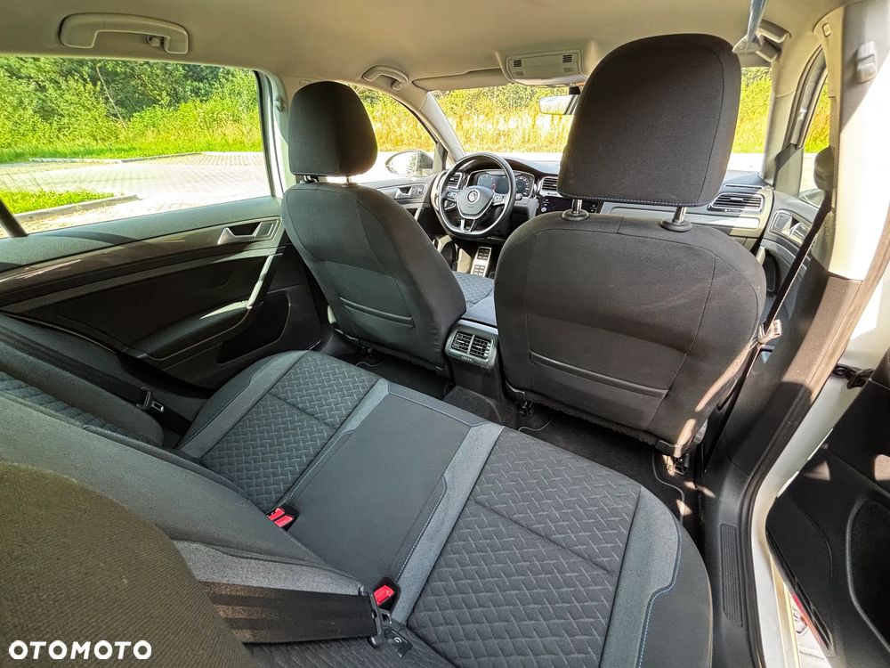Volkswagen Golf 2.0 TDI SCR DSG Highline - 5