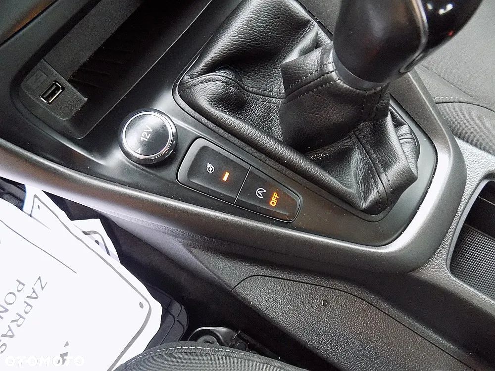 Ford Focus 1.0 EcoBoost S&S TREND - 14