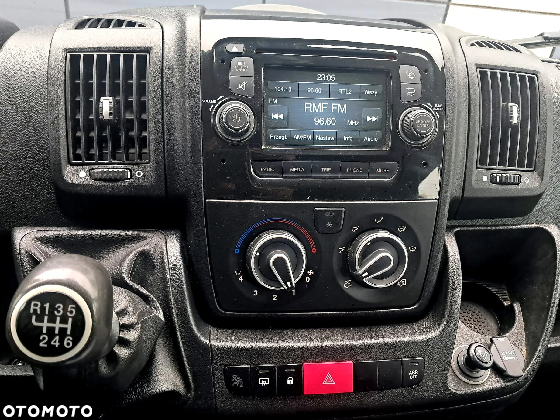 Peugeot Boxer, L3H2, BRYGADÓWKA, 7 miejsc, DOKA, tempomat, klima, - 15