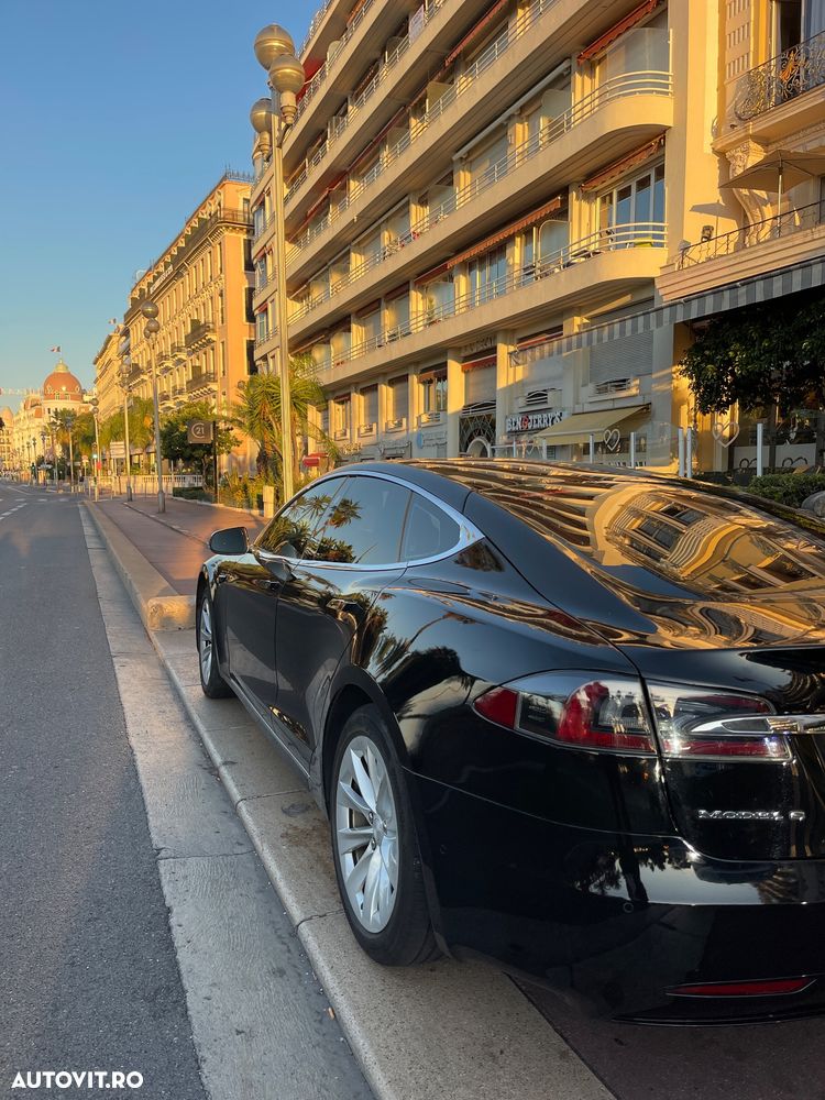 Tesla Model S AWD - 5