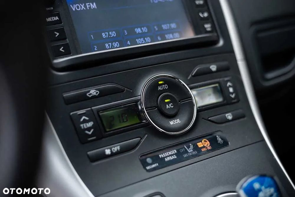 Toyota Auris 1.8 Travel - 18