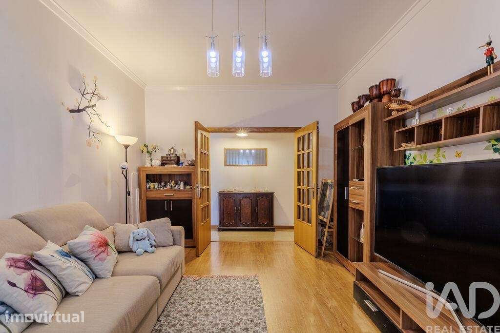 Apartamento T3 em Póvoa de Santo Adrião e Olival Basto de 130 m2 - Grande imagem: 4/23